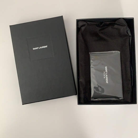 Saint Laurent Grain De Poudre Matelasse Wallet - Picture 5 of 5